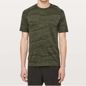 Lululemon Swift  Como Men  T-shirt Size L